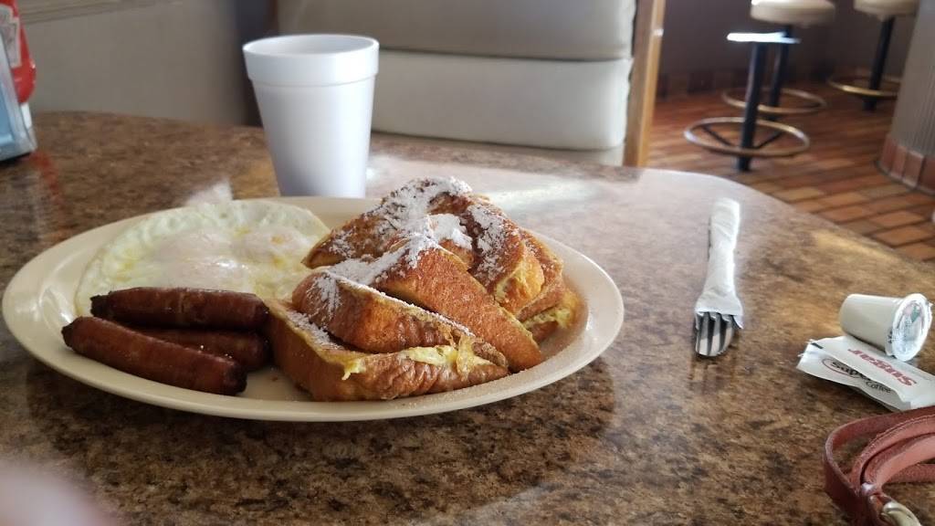 Gus Junior | restaurant | 2014, 444 W Mill St, San Bernardino, CA 92401, USA | 9093816166 OR +1 909-381-6166