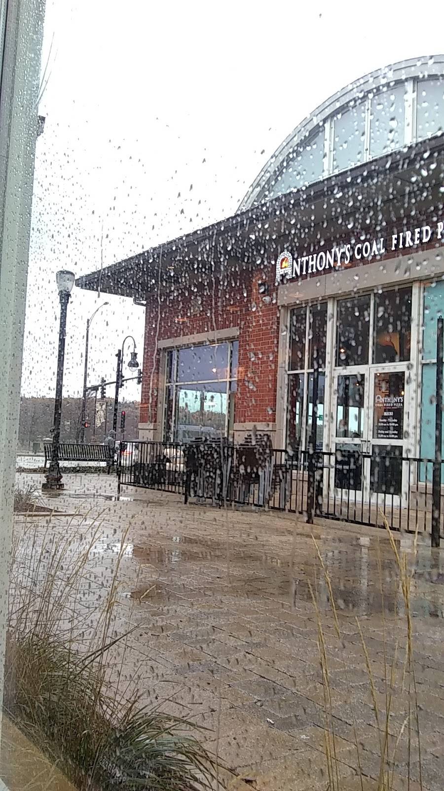 Orland Park Crossing | shopping mall | 14225 95th Ave, Orland Park, IL 60462, USA | 7089236312 OR +1 708-923-6312