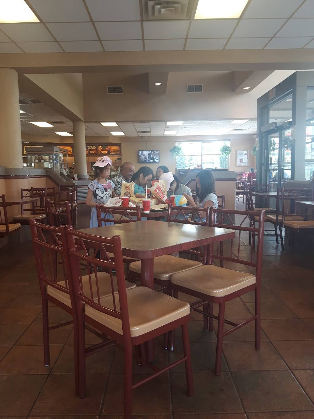 Wendys | restaurant | 8129 Sheppard Ave E, Scarborough, ON M1B 6A3, Canada | 4162862104 OR +1 416-286-2104