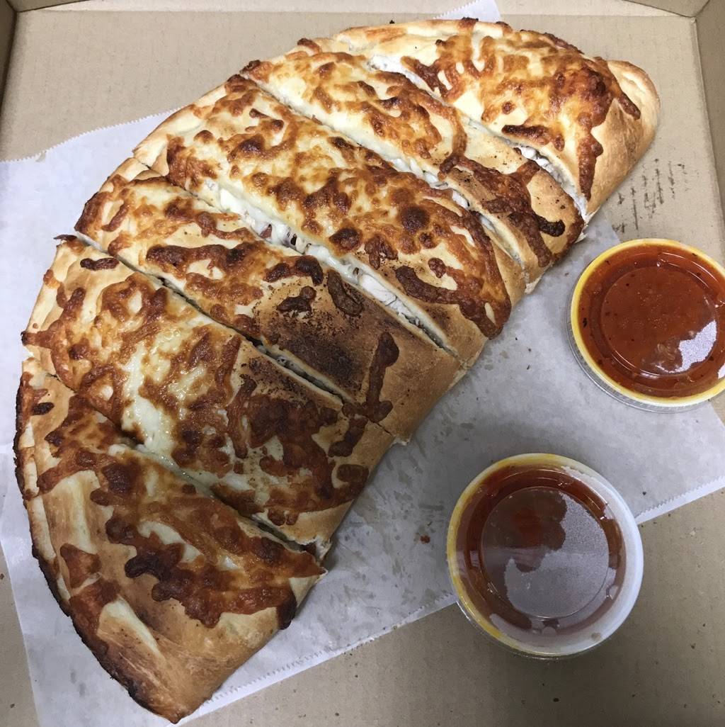 Cuzins Pizza | restaurant | 21 Brook St, Seekonk, MA 02771, USA | 5087616925 OR +1 508-761-6925