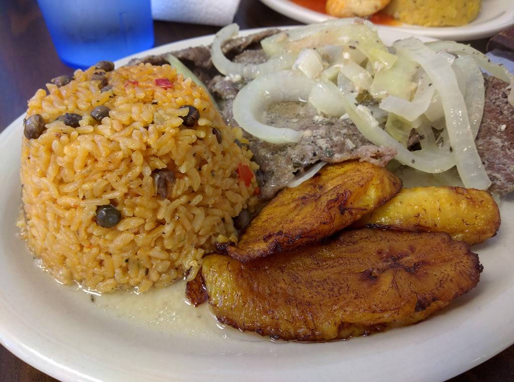 La Garita Grocery and café | restaurant | 8333 Culebra Rd #104, San Antonio, TX 78251, USA | 2103753187 OR +1 210-375-3187