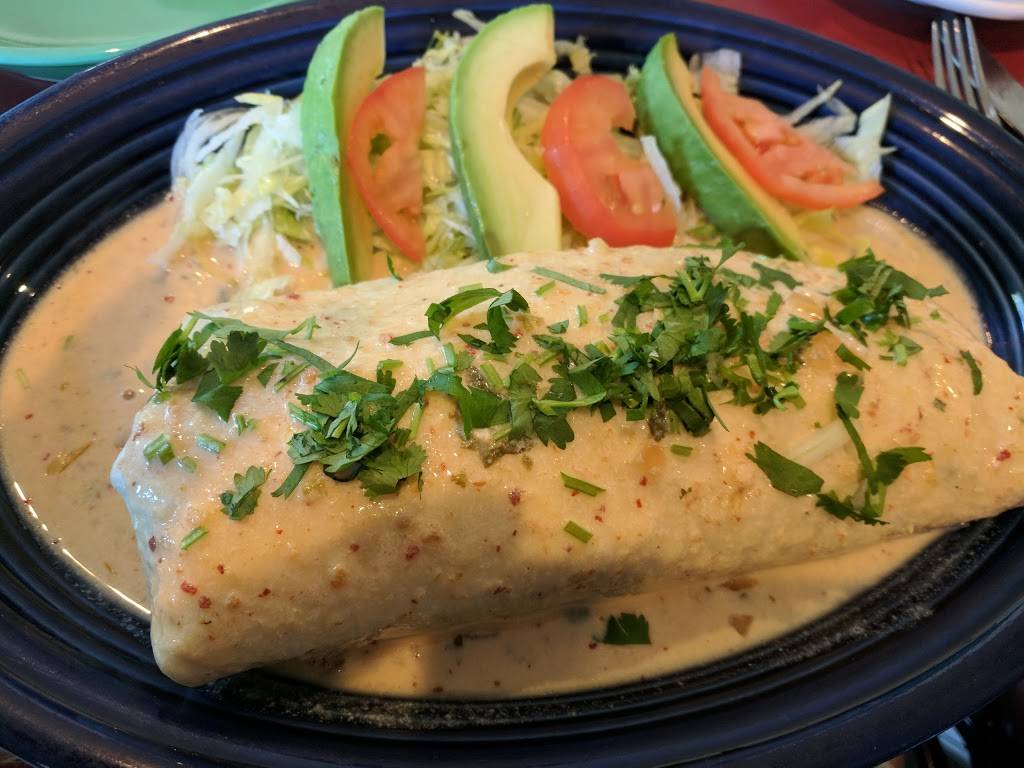 Moocho Mexican Restaurant & Cantina | restaurant | 1704 S Broadway, Oak Grove, MO 64075, USA | 8166907778 OR +1 816-690-7778