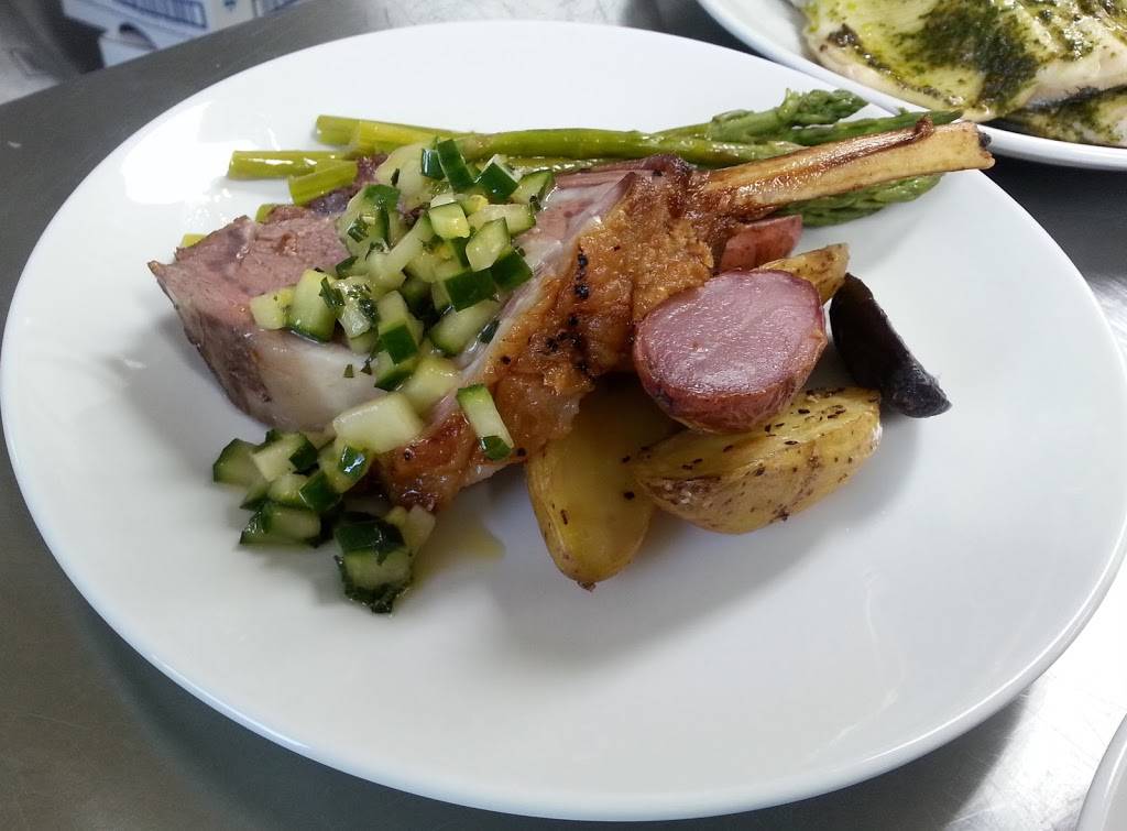 HARMONS DEN Bistro | restaurant | 250 Pigeon St, Waynesville, NC 28786, USA | 8284566322 OR +1 828-456-6322