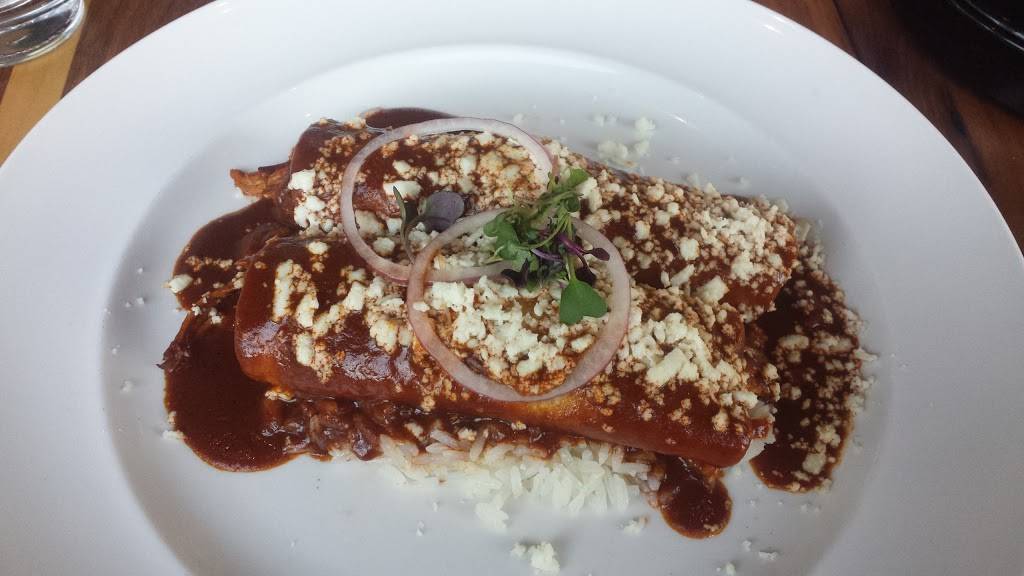 Mesa Mexican Cuisine | restaurant | 1000 Texan Trail #130, Grapevine, TX 76051, USA | 8173291144 OR +1 817-329-1144