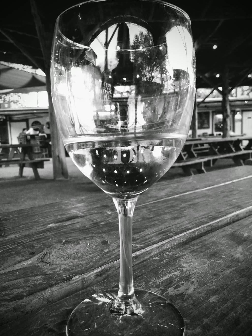 Do-Rite BBQ at Graceland | restaurant | 8600 290 West, Austin, TX 78736, USA | 5127929778 OR +1 512-792-9778