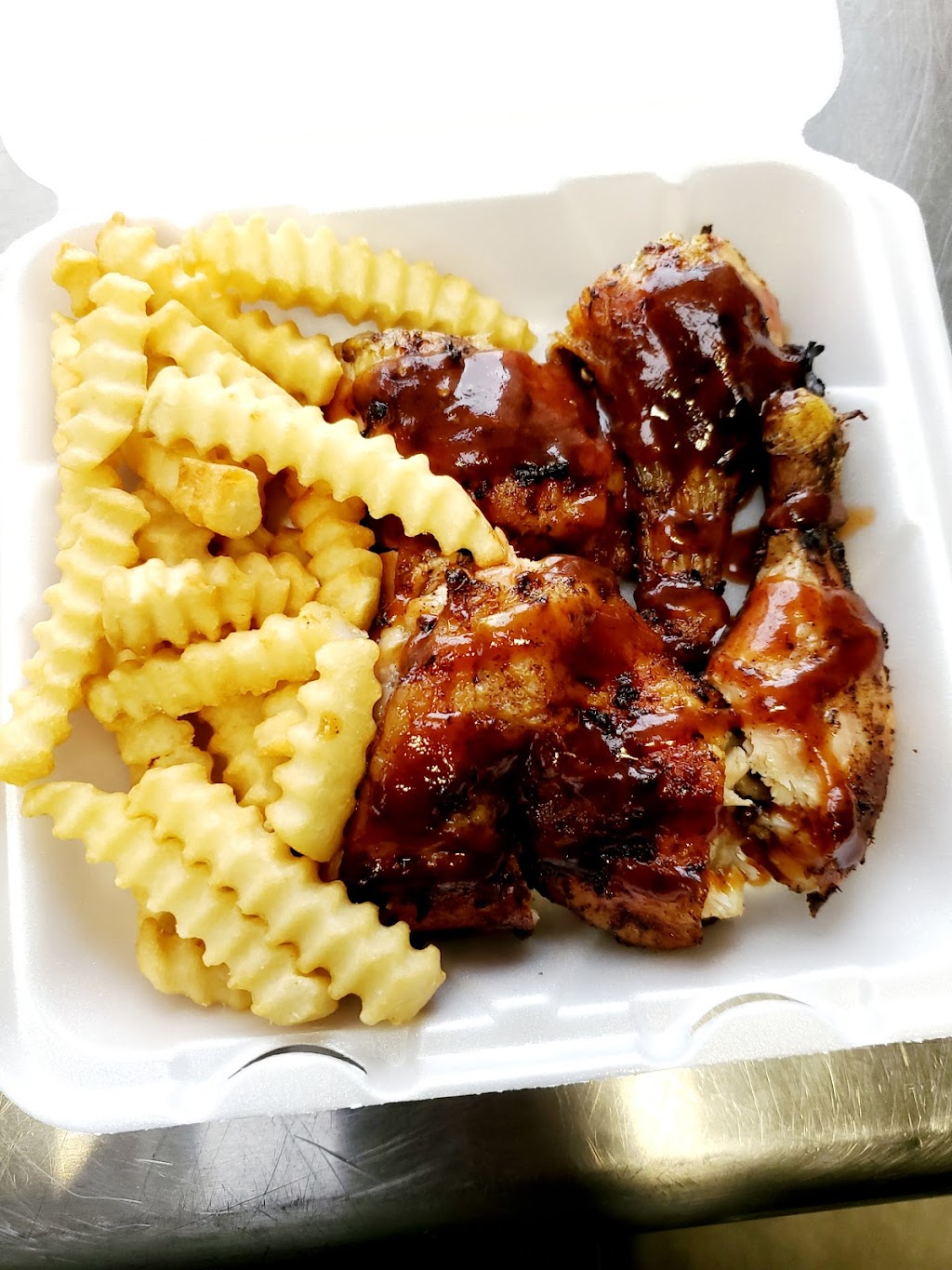 Spicy nicy jamaican jerk | restaurant | 1647 38th St A, Peru, IL 61354, USA | 7087172758 OR +1 708-717-2758