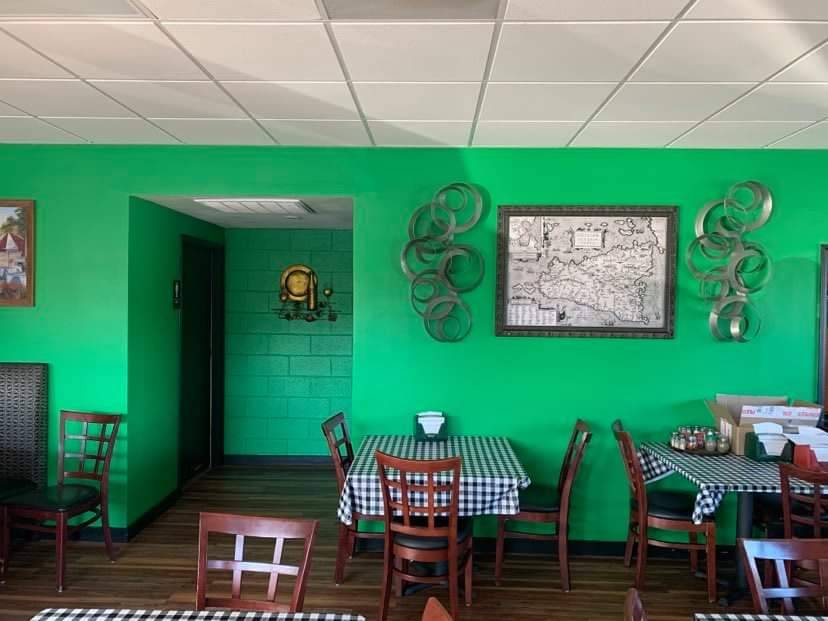 Greenway Pizza | restaurant | 520 N Green St, Morganton, NC 28655, USA | 8284757499 OR +1 828-475-7499