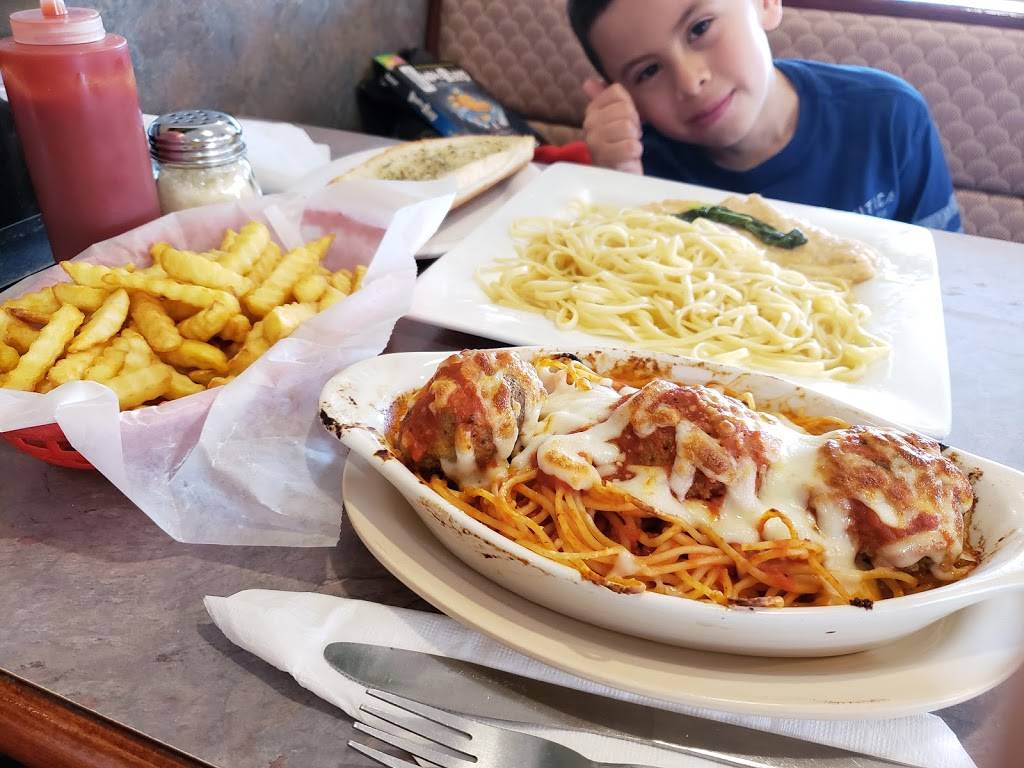 Ciros Lasagna House | restaurant | 778 E Market St, Harrisonburg, VA 22801, USA | 5404345375 OR +1 540-434-5375