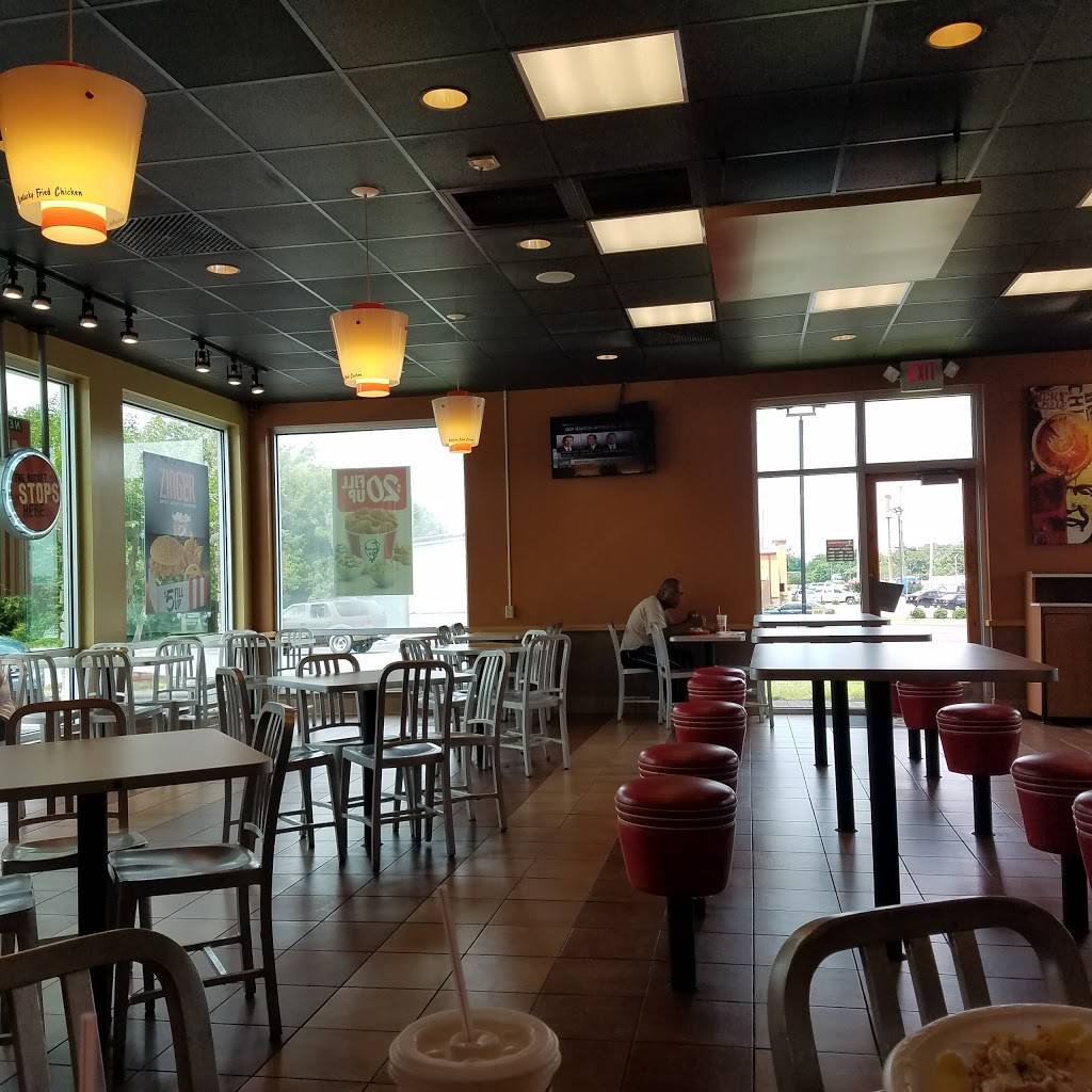 KFC | restaurant | 91 Premier Blvd, Roanoke Rapids, NC 27870, USA | 2525379101 OR +1 252-537-9101