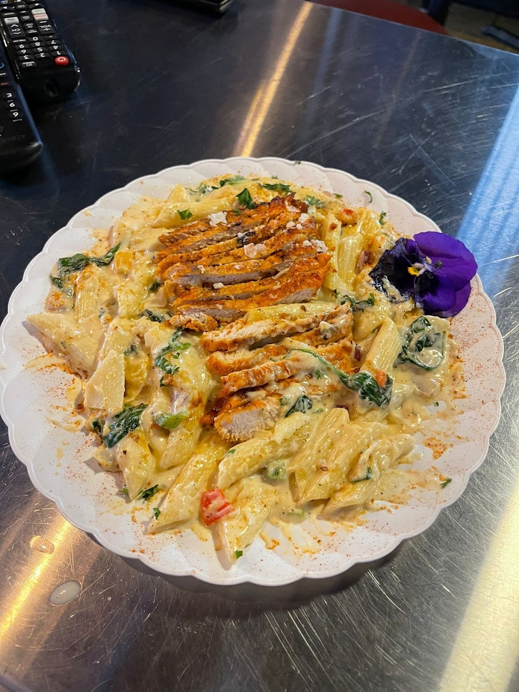 Aries Restaurant and Lounge | restaurant | 4619 Warner Rd, Garfield Heights, OH 44125, USA | 2162302372 OR +1 216-230-2372