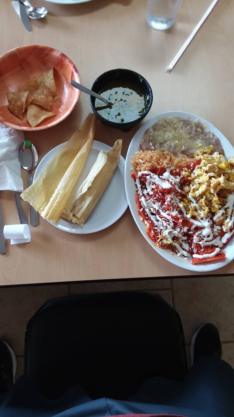 Mothers Tamales | restaurant | 330 S Gilbert Rd, Mesa, AZ 85204, USA | 4809695312 OR +1 480-969-5312