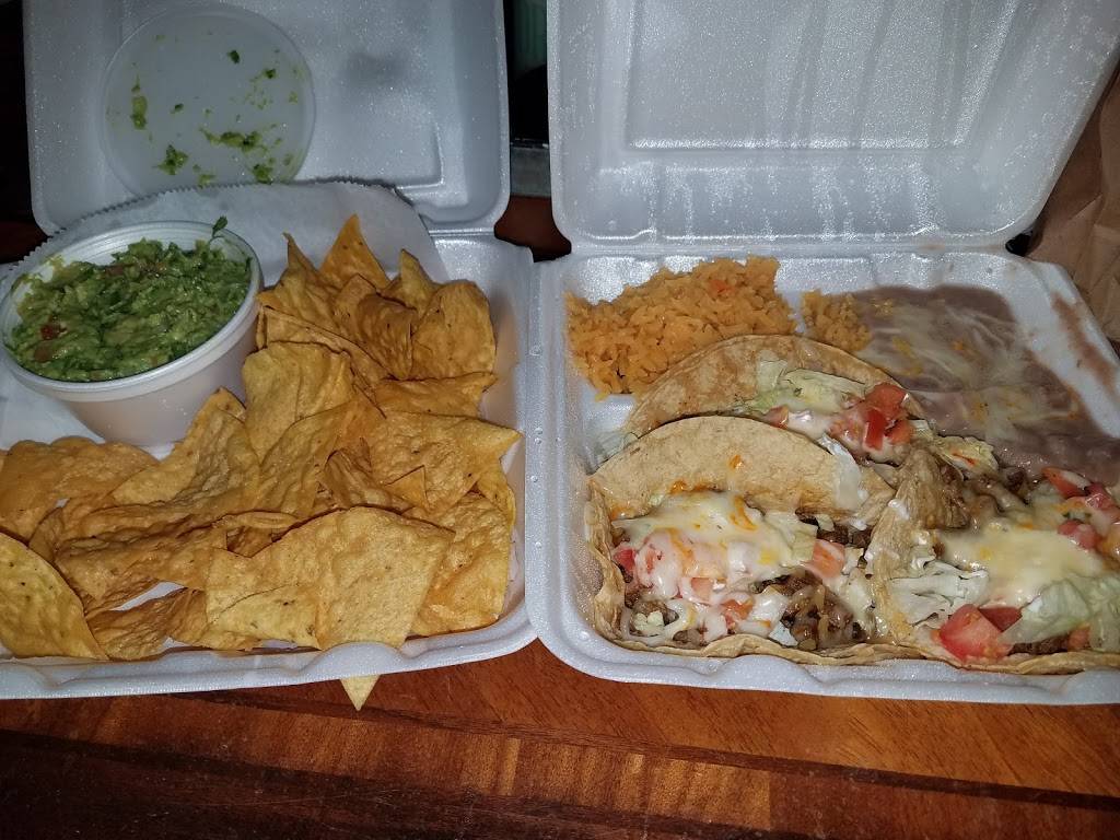 The Famous Taco Burrito | meal delivery | 3613, 2817 W Irving Park Rd, Chicago, IL 60618, USA | 7735831517 OR +1 773-583-1517