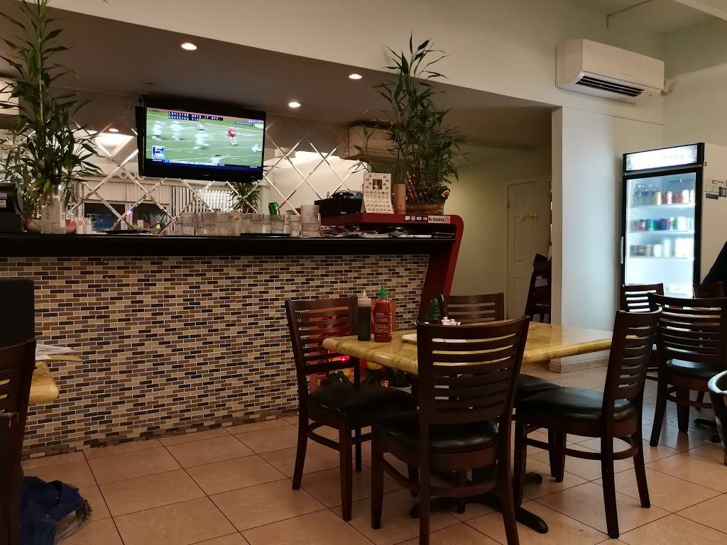 Saigons Restaurant | restaurant | 3624 Waialae Ave, Honolulu, HI 96816, USA | 8087354242 OR +1 808-735-4242