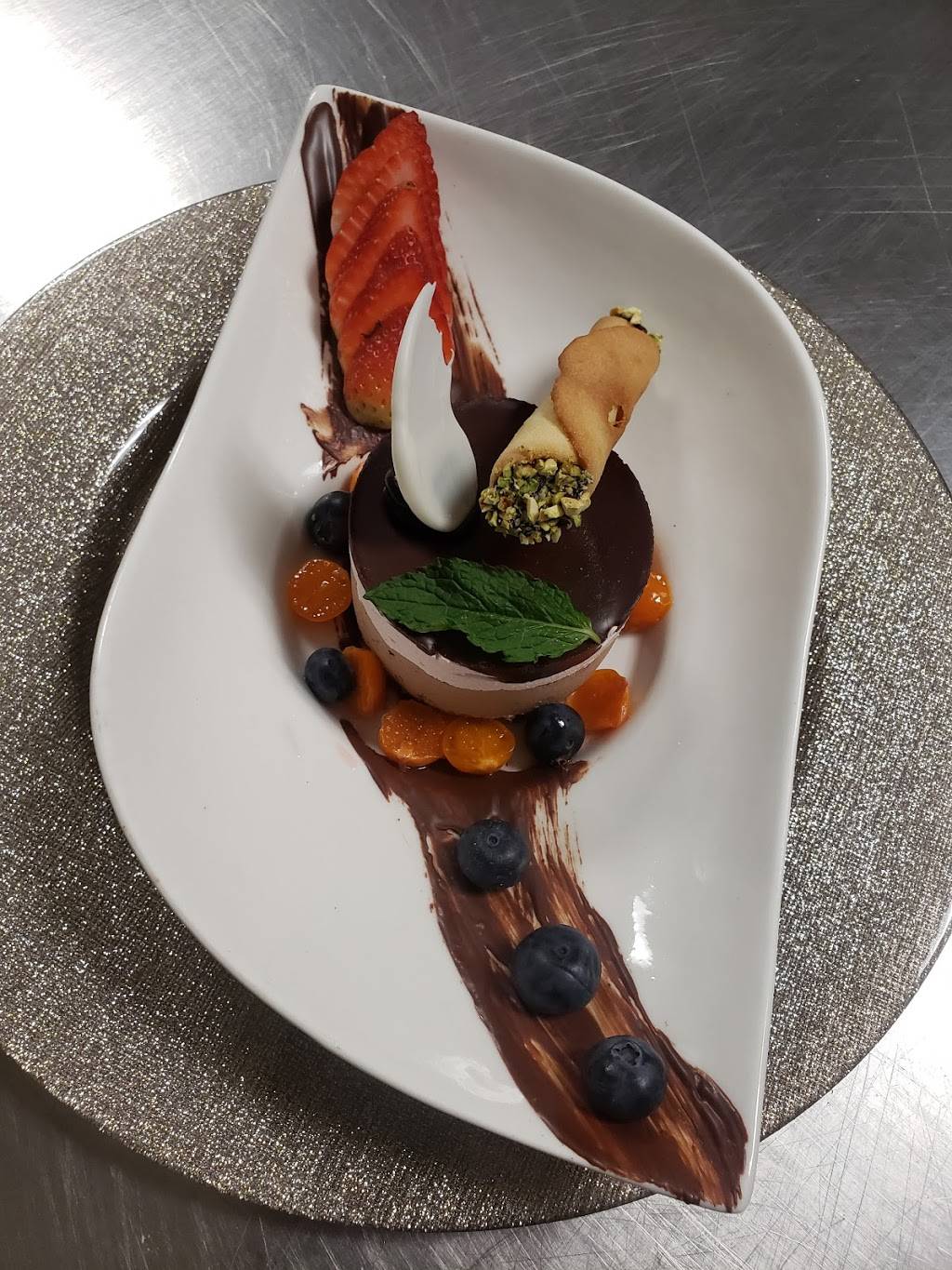 Danziger Kosher Catering | restaurant | 3931 S Leavitt St, Chicago, IL 60609, USA | 8479821818 OR +1 847-982-1818