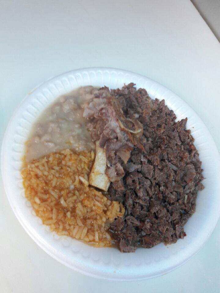 Tacos la morena estilo tecoman colima | restaurant | 5852-5858 S Central Ave, Los Angeles, CA 90001, USA | 6024913775 OR +1 602-491-3775