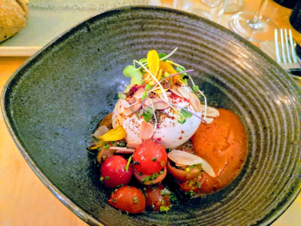 Magnolia | restaurant | 2600 Rue William-Tremblay#120, Montréal, QC H1Y 3J2, Canada | 5145435300 OR +1 514-543-5300