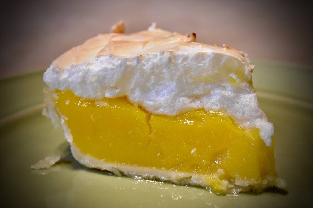 Couch Family BBQ | restaurant | 1719 Elm St, Cincinnati, OH 45202, USA | 5134077593 OR +1 513-407-7593