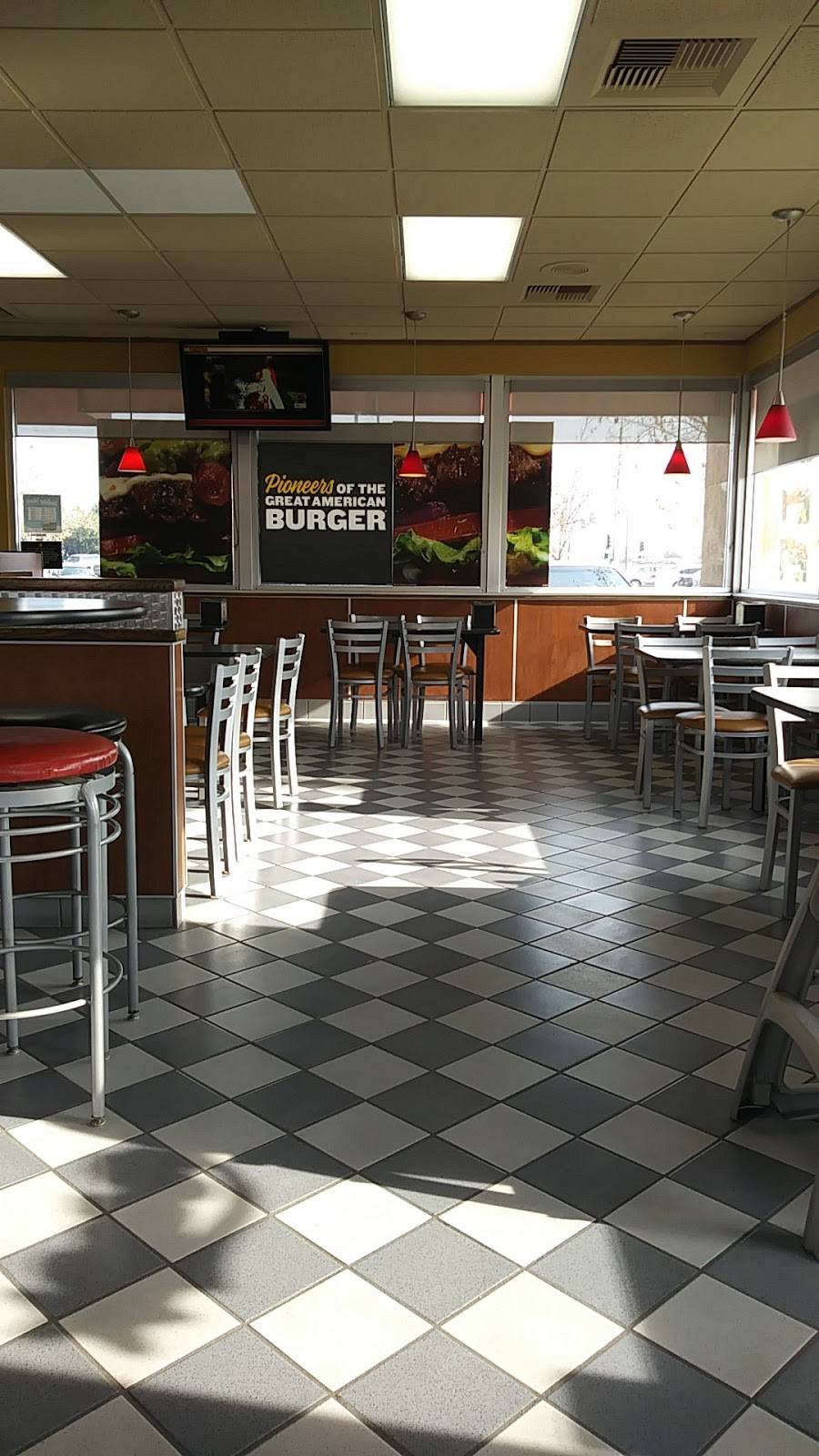 Carls Jr. | restaurant | 1643 E Hatch Rd, Modesto, CA 95351, USA | 2095372275 OR +1 209-537-2275