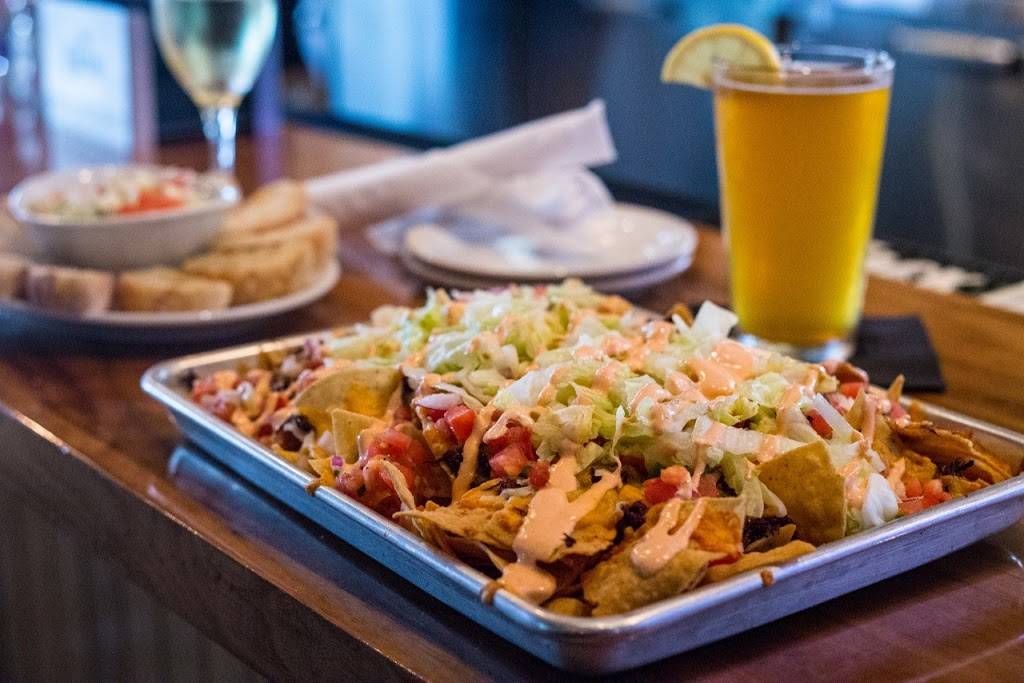 Sand Dollar Bar & Grille | restaurant | 2 Beach St, York, ME 03909, USA | 2076060077 OR +1 207-606-0077