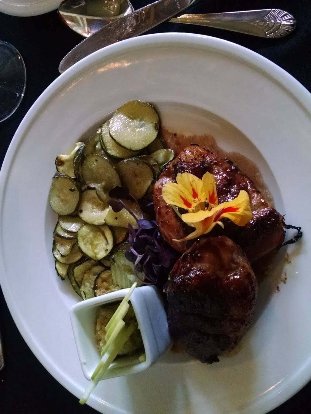 The Historic Davenport House | restaurant | 108 E Davenport St, Rhinelander, WI 54501, USA | 7154202221 OR +1 715-420-2221