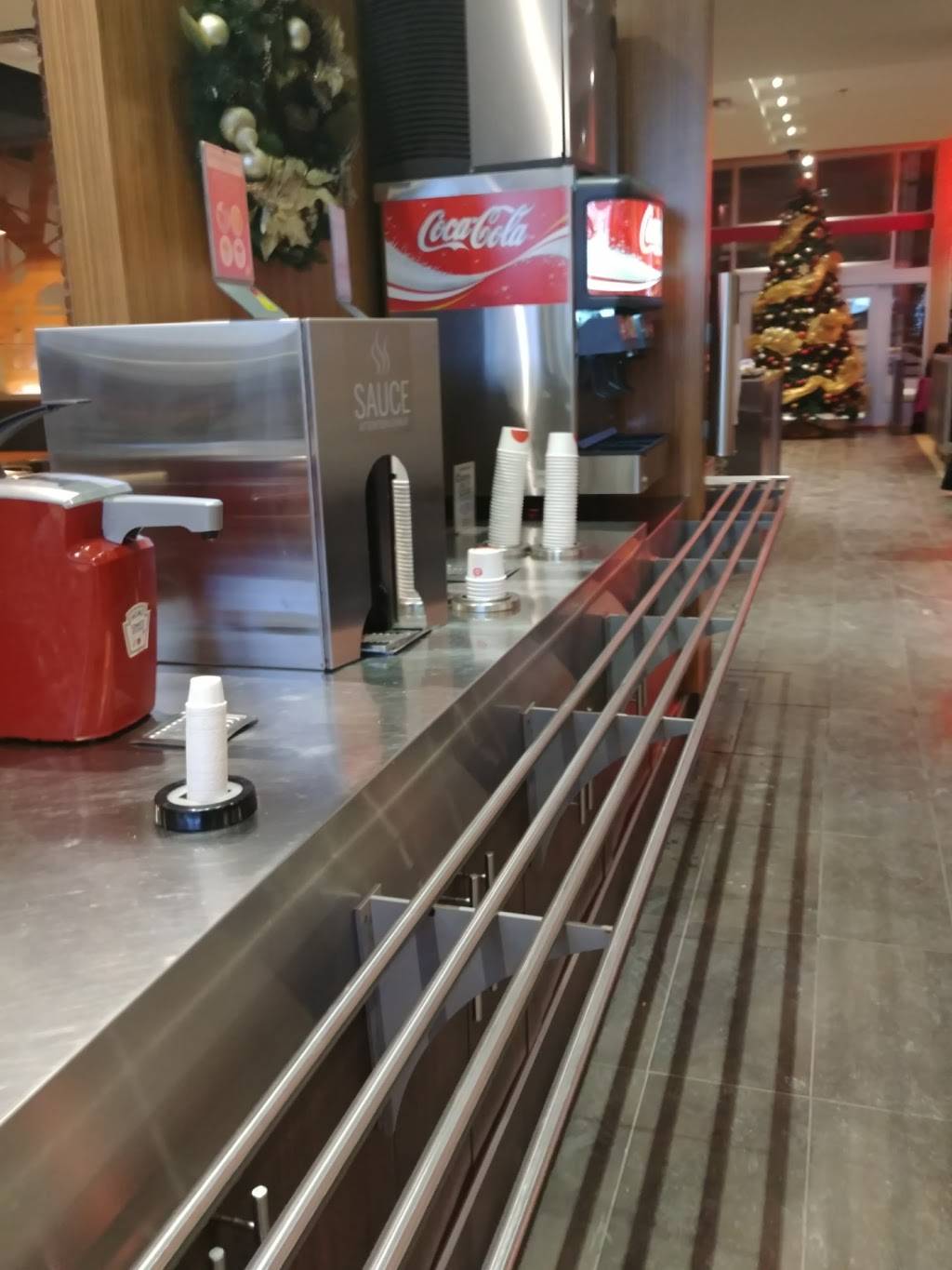 Harveys | restaurant | 1300 Boulevard Marcel-Laurin, Saint-Laurent, QC H4R 1J9, Canada | 5144394733 OR +1 514-439-4733