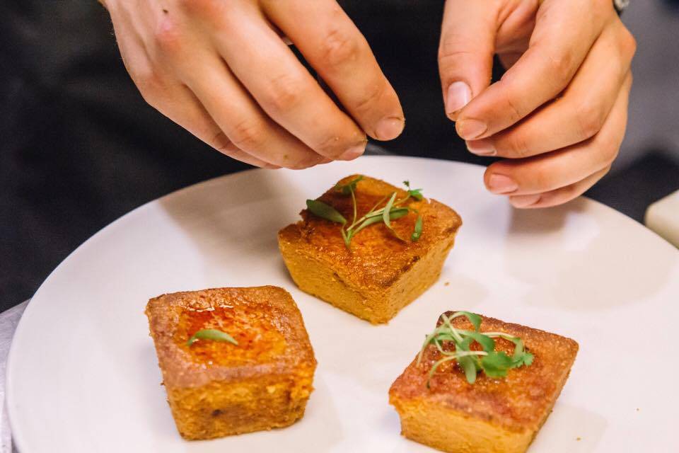 International Smoke | restaurant | 301 Mission St, San Francisco, CA 94105, USA | 4155437474 OR +1 415-543-7474