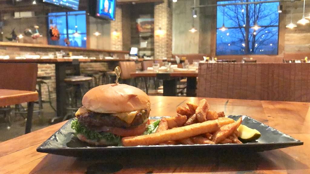 Upstate Bar and Grill | restaurant | 5418 NY-28, Cooperstown, NY 13326, USA | 6072824525 OR +1 607-282-4525