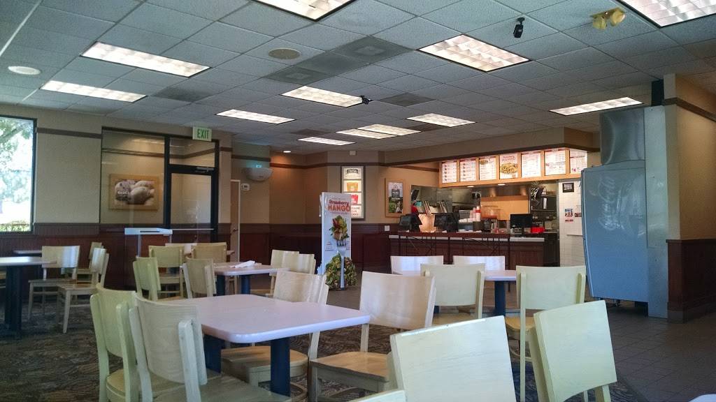 Wendys | restaurant | 5788 Lindero Canyon Rd, Westlake Village, CA 91362, USA | 8188799416 OR +1 818-879-9416