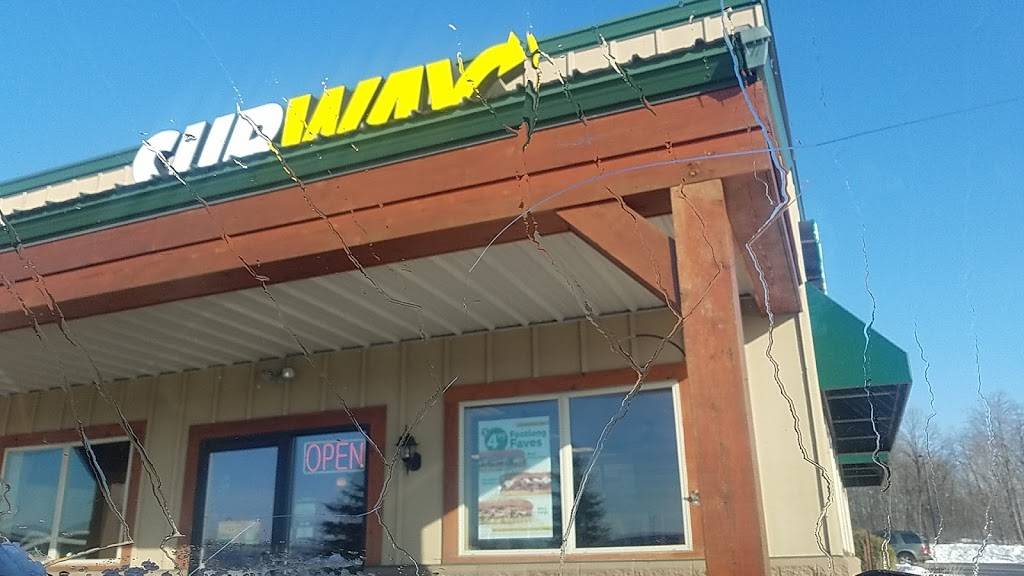 Subway | restaurant | 670 Maratech Ave, Marathon City, WI 54448, USA | 7154436888 OR +1 715-443-6888