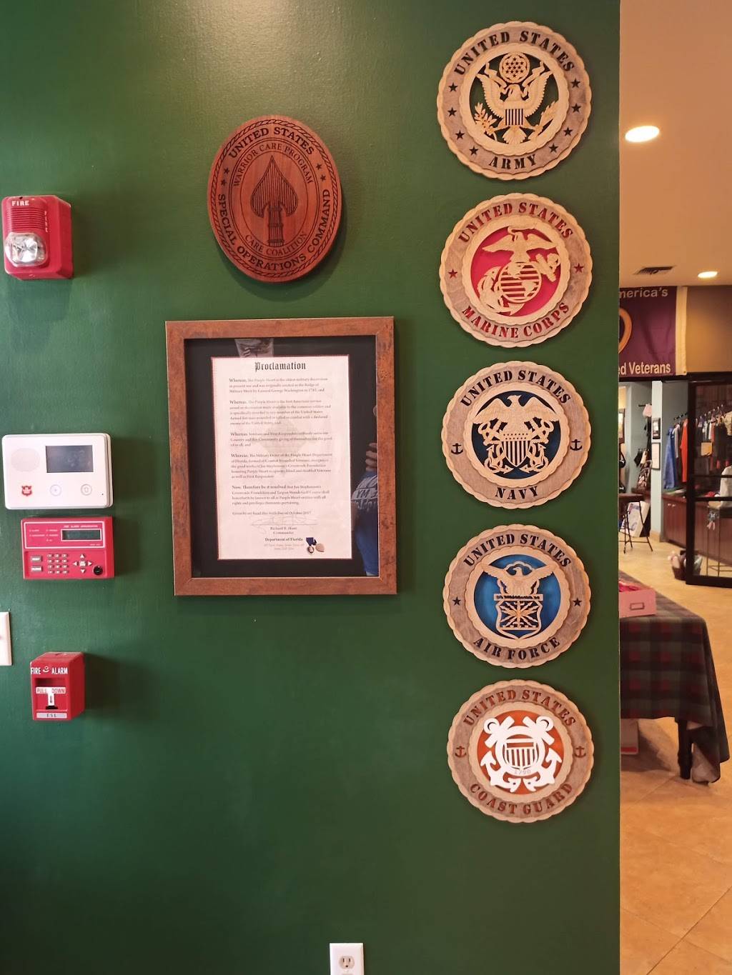 Patriots Bar And Grill | restaurant | 1100 Tarpon Woods Blvd, Palm Harbor, FL 34685, USA | 8133176977 OR +1 813-317-6977