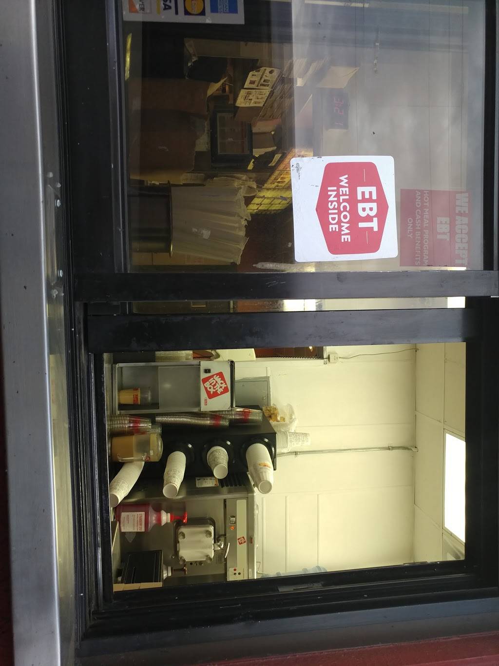 Jack in the Box | restaurant | 4749 E Southern Ave, Phoenix, AZ 85042, USA | 6024380578 OR +1 602-438-0578