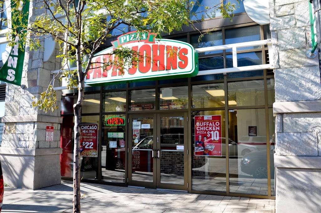 Papa Johns Pizza | restaurant | 230 W Division St, Chicago, IL 60610, USA | 3122662447 OR +1 312-266-2447