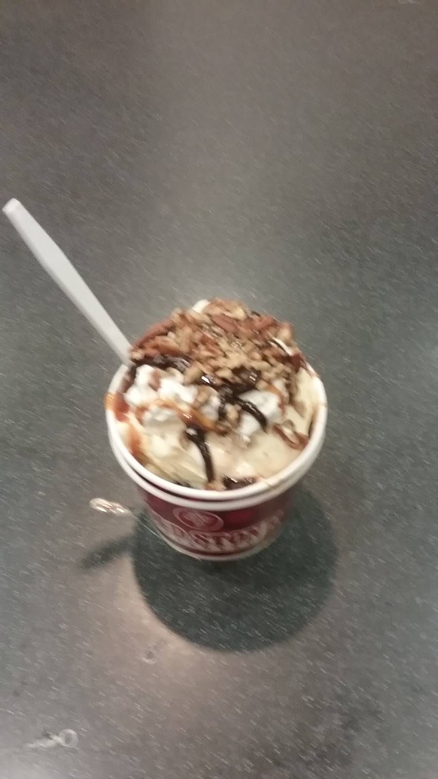 Cold Stone Creamery | bakery | 490 S Broad St # 3, Meriden, CT 06450, USA | 2032350693 OR +1 203-235-0693