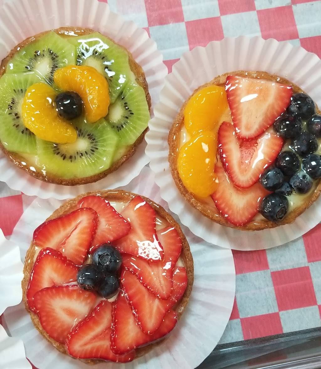 Rosies Italian Bakery and Cafe | bakery | 168 N Beach St, Daytona Beach, FL 32114, USA | 3862368995 OR +1 386-236-8995