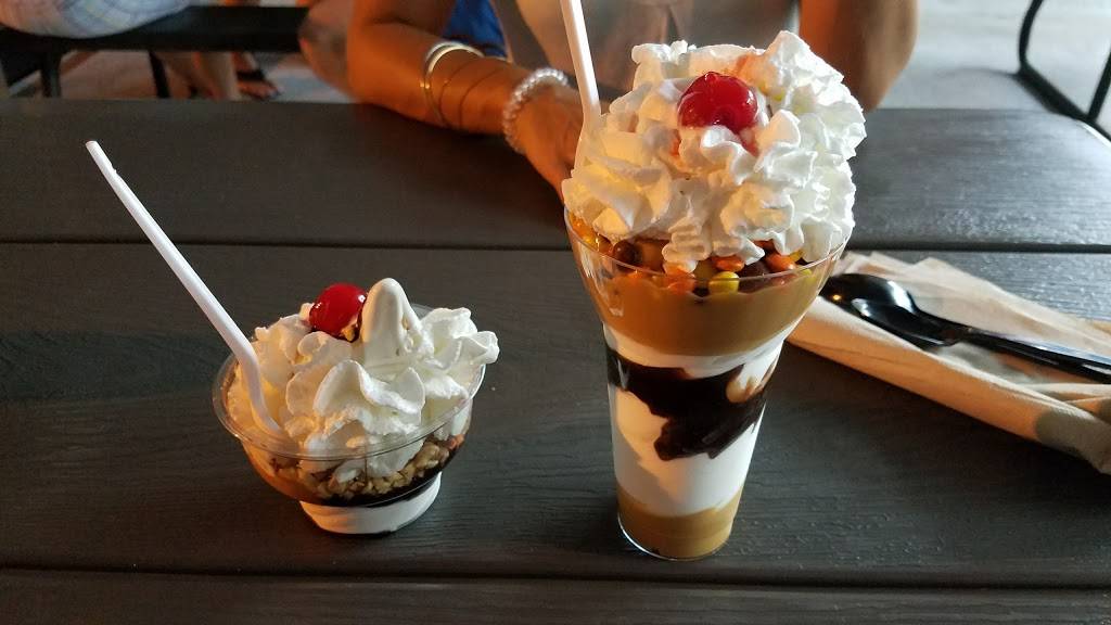 Dairy Belle Ice Cream | restaurant | 118 N Federal Hwy, Dania Beach, FL 33004, USA | 9549203330 OR +1 954-920-3330