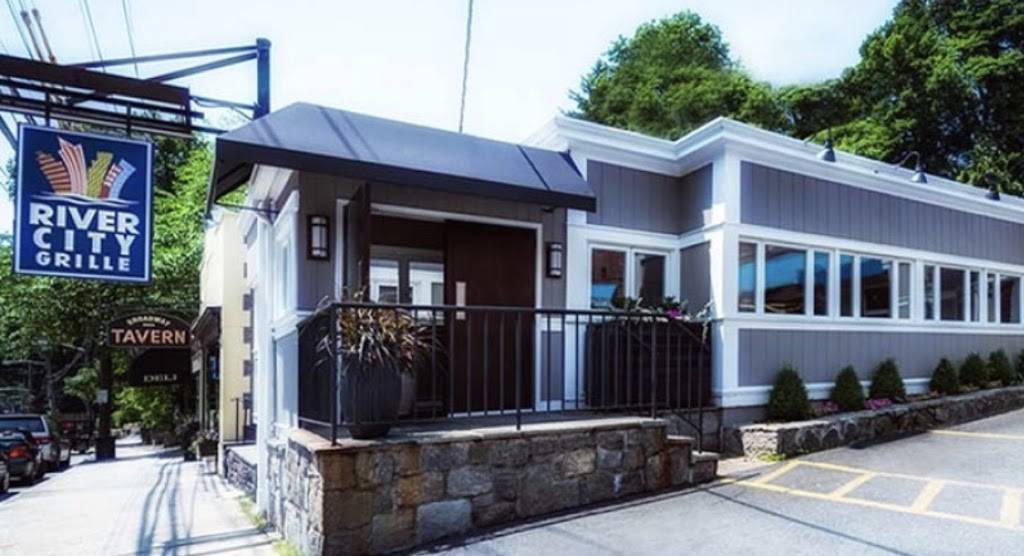 River City Grille | restaurant | 6 S Broadway, Irvington, NY 10533, USA | 9145912033 OR +1 914-591-2033