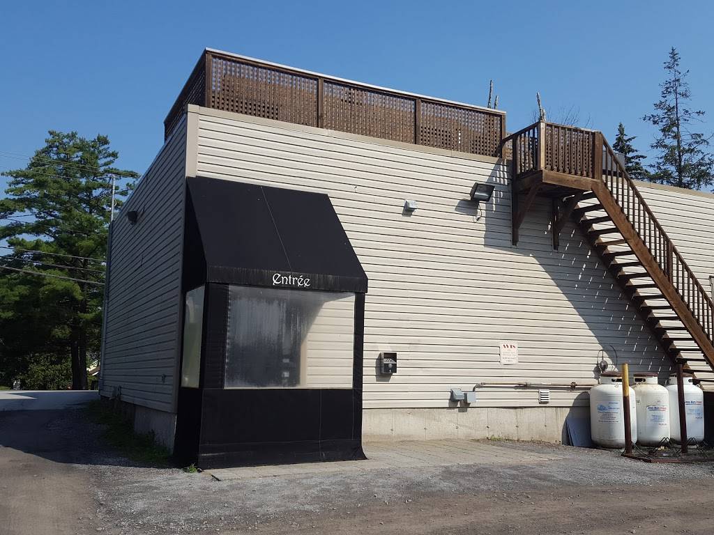 Au P’tit Cochon Santé | restaurant | 236 Chemin de la Grande-Côte, Rosemère, QC J7A 1H8, Canada | 4509714449 OR +1 450-971-4449