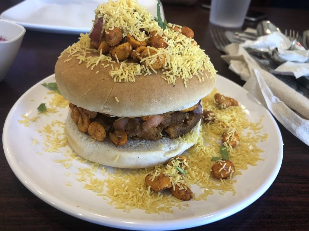 Chatpatay | restaurant | 8661 Baymeadows Rd, Jacksonville, FL 32256, USA | 9046835528 OR +1 904-683-5528