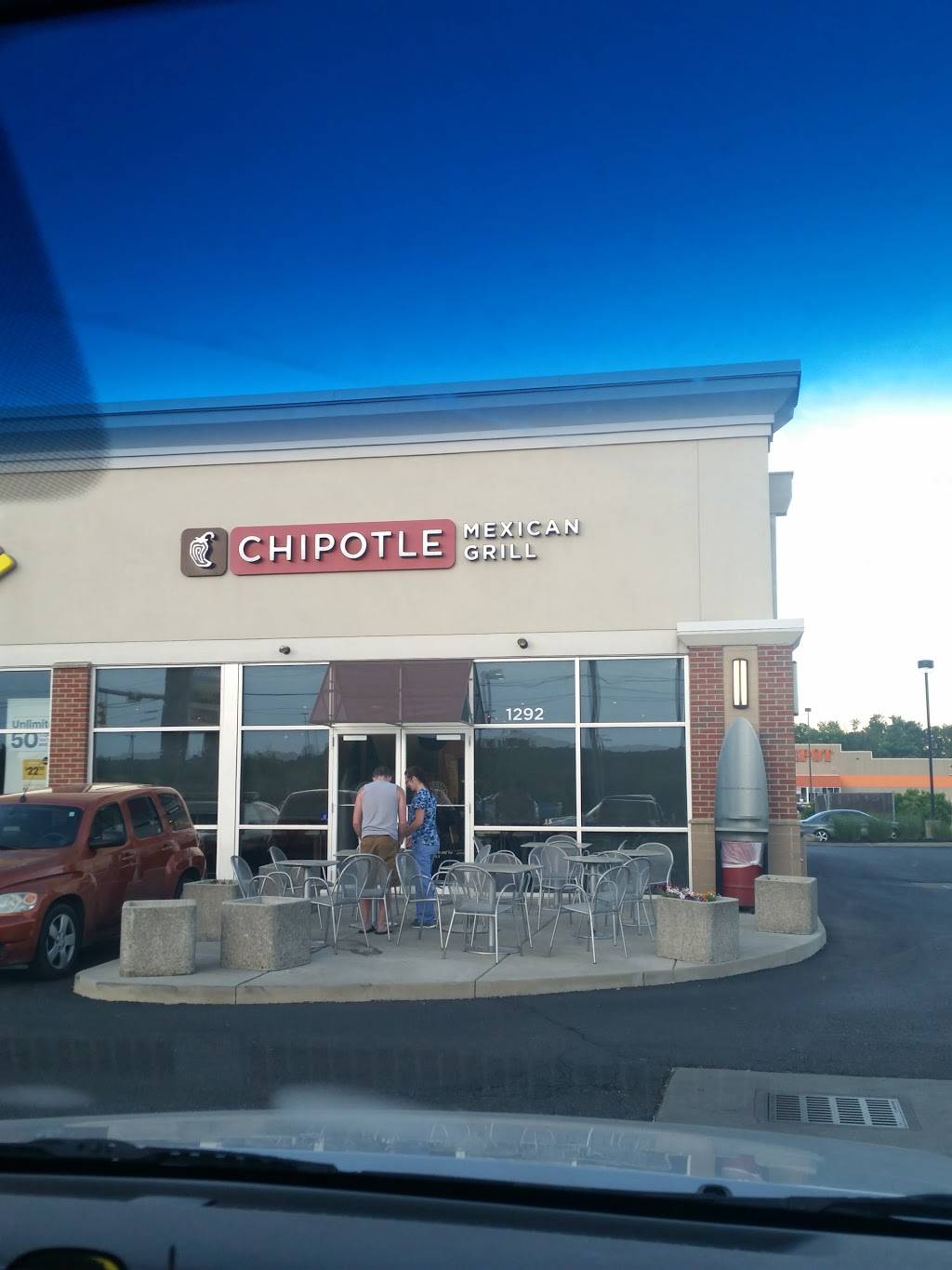 Chipotle Mexican Grill | restaurant | 1292 N 21st St, Newark, OH 43055, USA | 7403660601 OR +1 740-366-0601