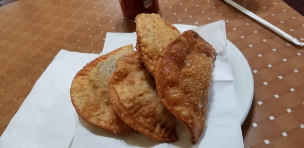 Arelis Restaurant | restaurant | 2198 River Ave, Camden, NJ 08105, USA | 8563651664 OR +1 856-365-1664