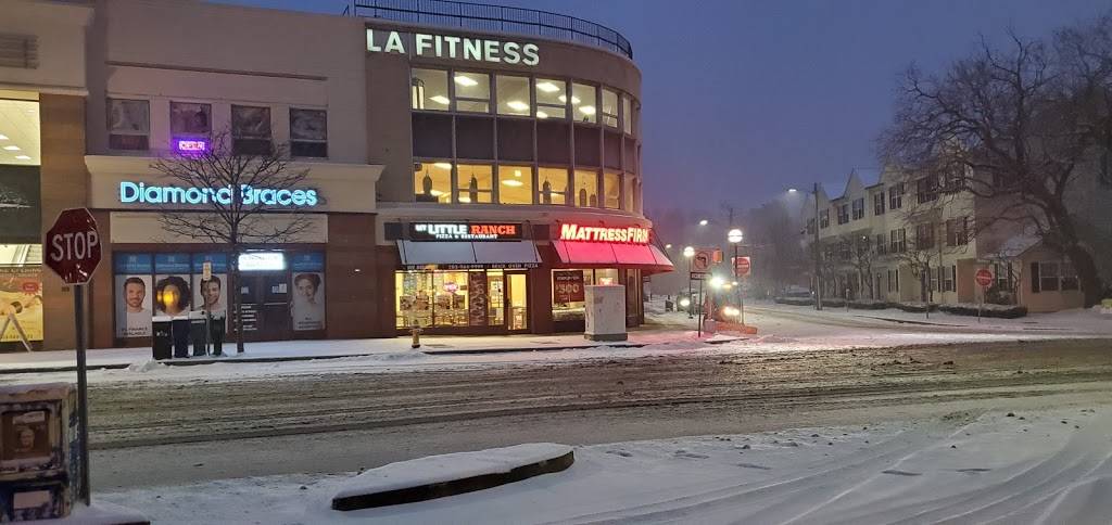 My little ranch pizza & restaurant | restaurant | 2107 Summer St, Stamford, CT 06905, USA | 2039649999 OR +1 203-964-9999