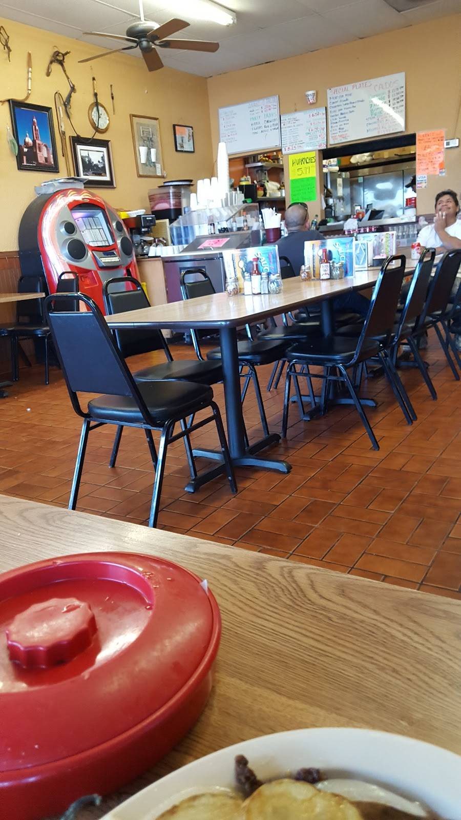 Taqueria Saucedo | restaurant | 12841 Chapman Ave, Garden Grove, CA 92840, USA | 7147509254 OR +1 714-750-9254