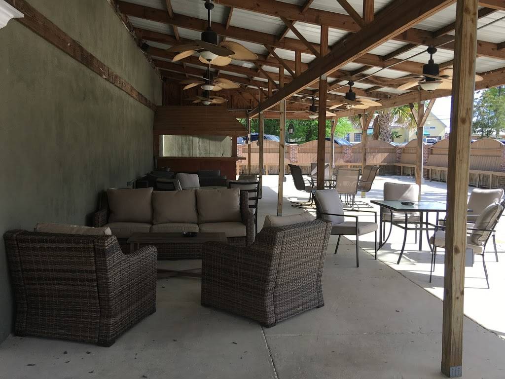 Chianti’s Wings and Things | restaurant | 124 Cashua St, Darlington, SC 29532, USA | 8439440880 OR +1 843-944-0880