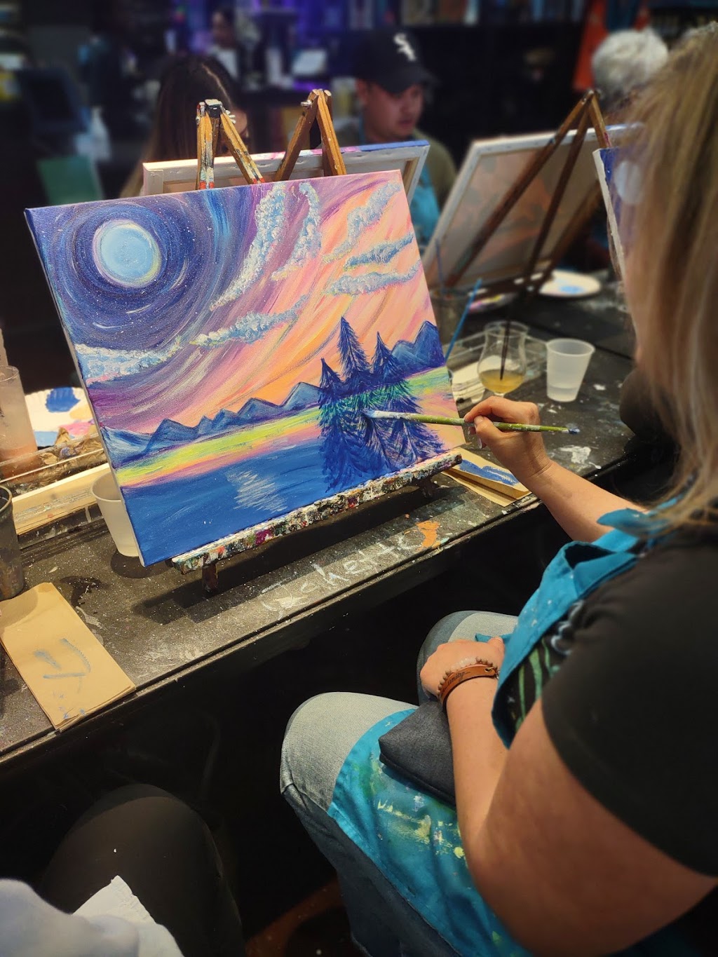 Pinots Palette | restaurant | 8962 Elk Grove Blvd A, Elk Grove, CA 95624, USA | 9168952627 OR +1 916-895-2627