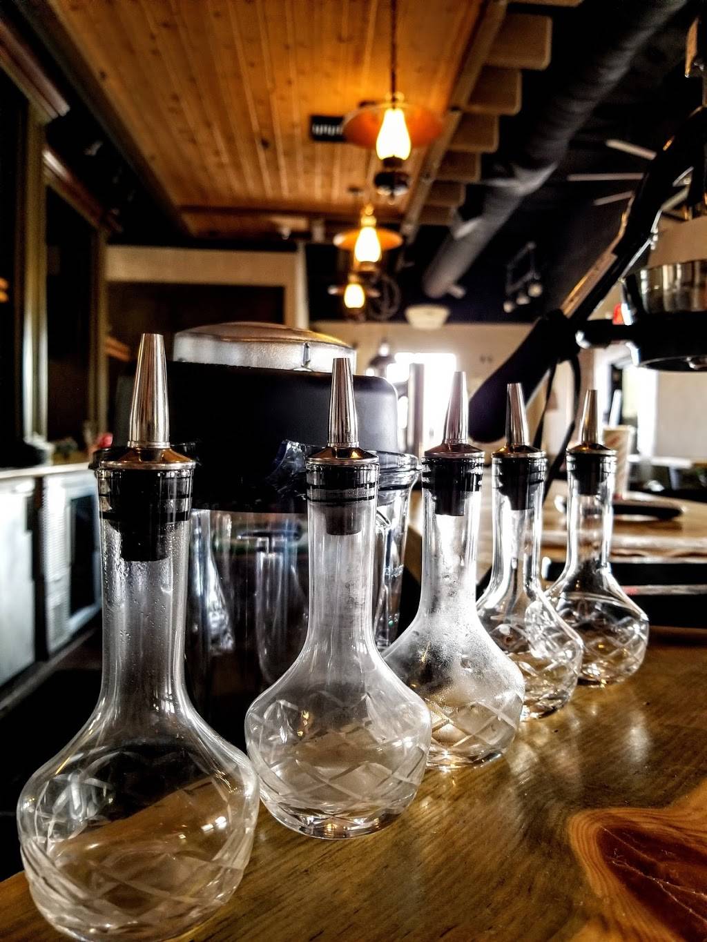 Sugar Pine Smokehouse | restaurant | 1830 W Cleveland Ave, Madera, CA 93637, USA | 5596741212 OR +1 559-674-1212