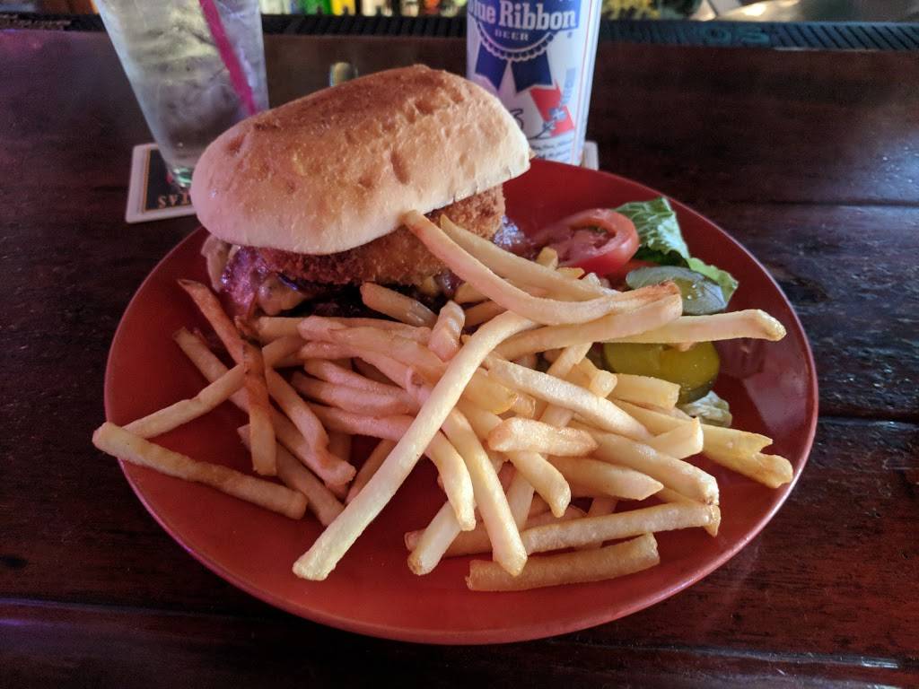 Henflings of Ben Lomond | restaurant | 9450 CA-9, Ben Lomond, CA 95005, USA | 8315860606 OR +1 831-586-0606