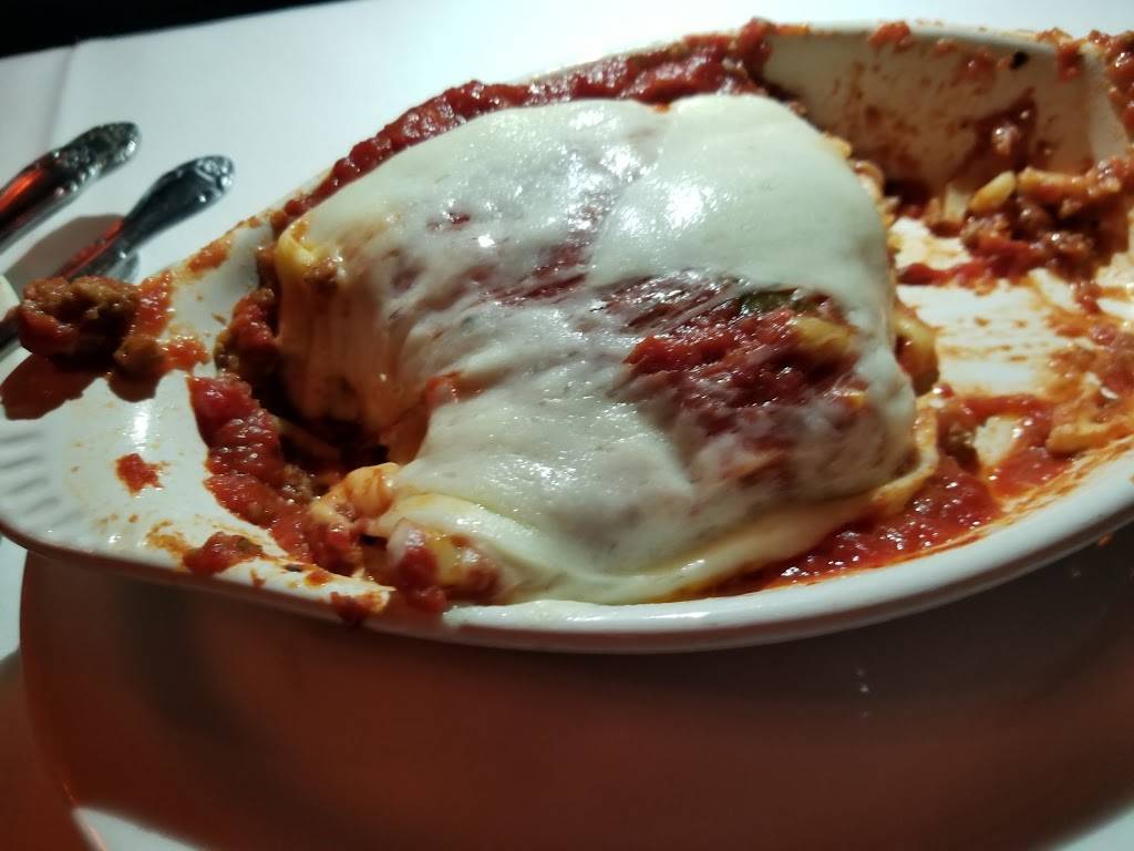 Battistas Hole In the Wall | restaurant | 4041 Linq Ln, Las Vegas, NV 89109, USA | 7027321424 OR +1 702-732-1424