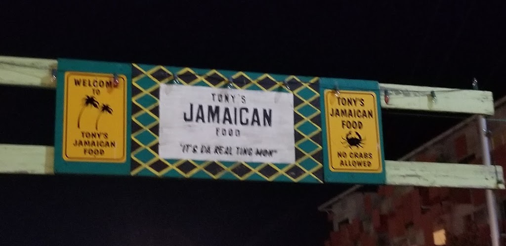 Tonys Jamaican Food | restaurant | 1200 E 11th St, Austin, TX 78702, USA | 5129455090 OR +1 512-945-5090