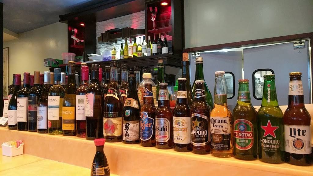 Lee Cafe | restaurant | 1046 Regent Pkwy, Fort Mill, SC 29715, USA | 8035487882 OR +1 803-548-7882