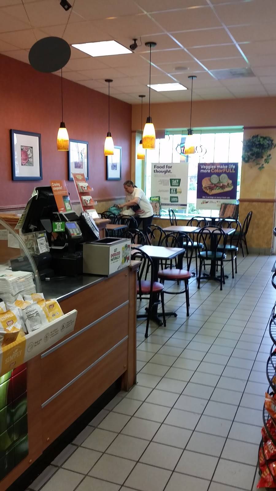 Subway | restaurant | 5900 Som Center Rd, Willoughby, OH 44094, USA | 4405164500 OR +1 440-516-4500